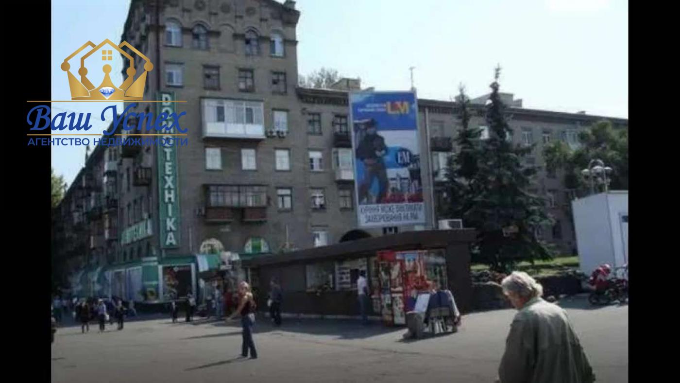 Продам 3 ком квартиру пр-т Победы 45. Сталинка. Метро Шулявская