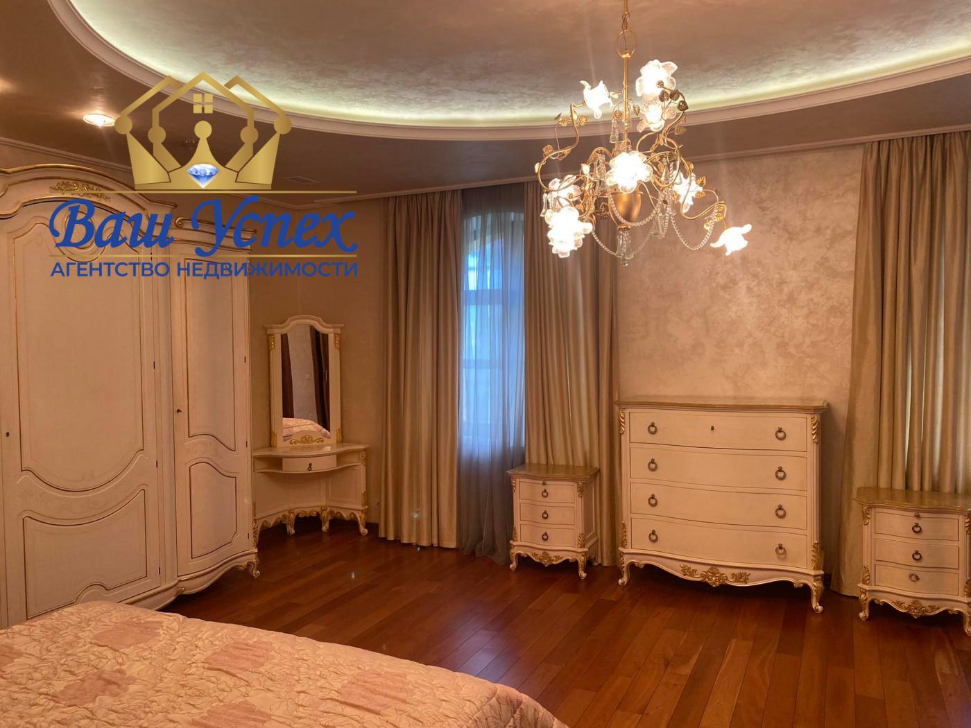 Продажа дома в центре Киева.  Ботанического сада.