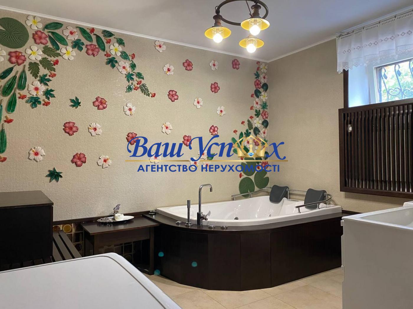 Продаж будинка возле Характер Парка.  село  Крюковщина