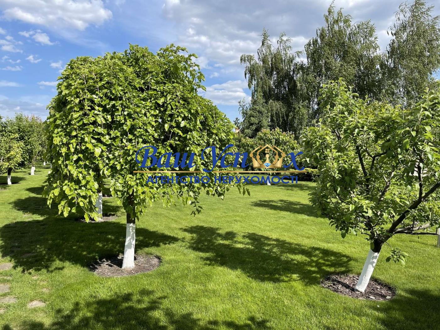 Продажа особняка с выходом на воду.Осокорки.