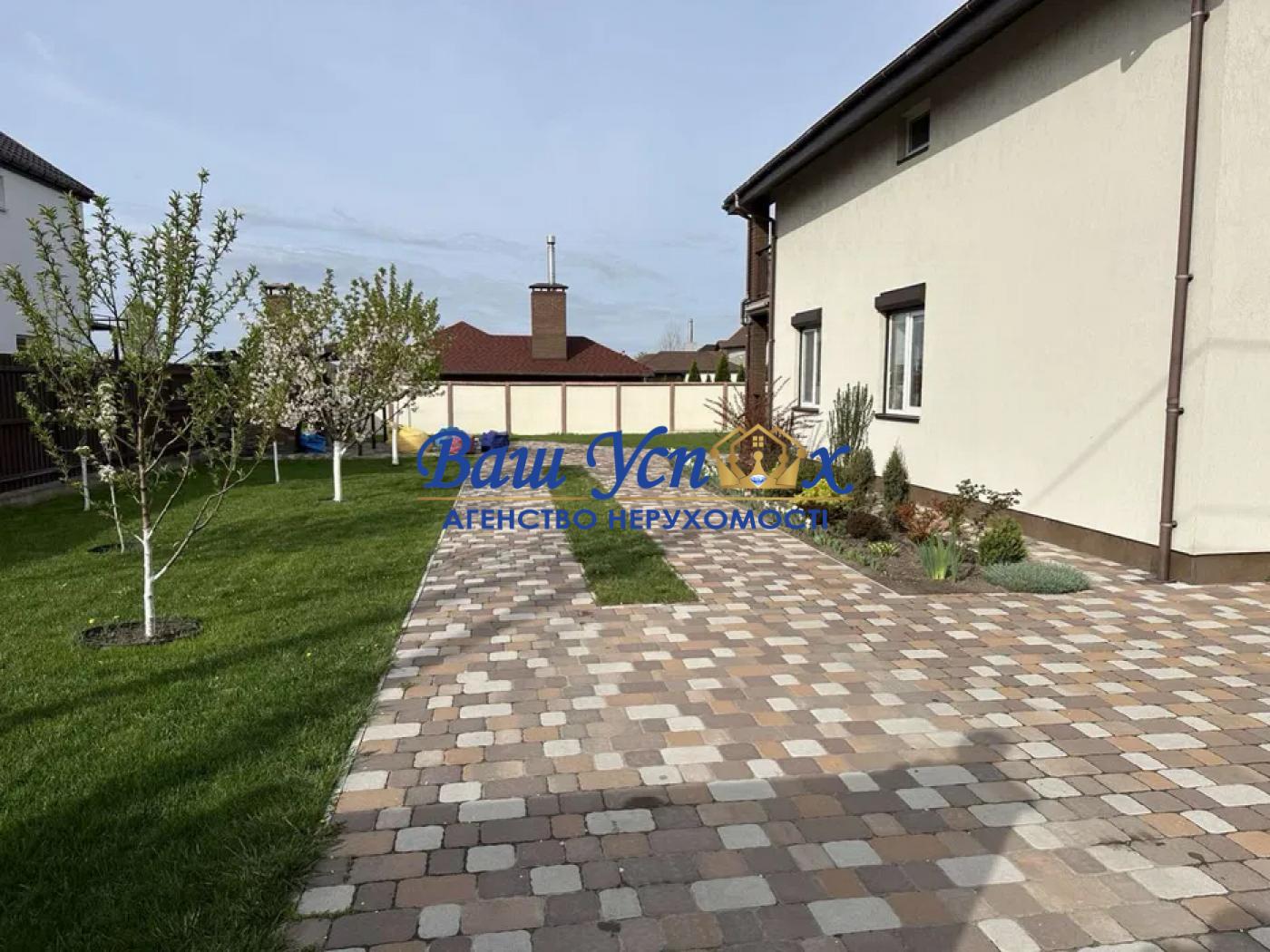 Продається будинок з ремонтом  Святопетрівське, Борщагівка