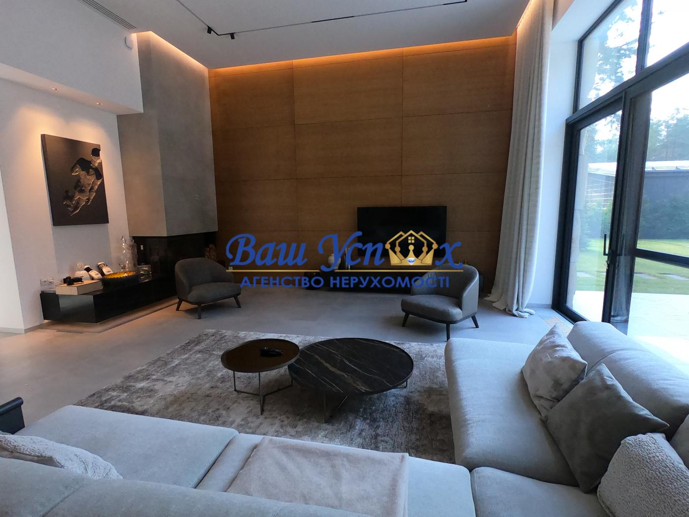 Продаж будинку з ремонтом  у лісі в КГ Riviera Village