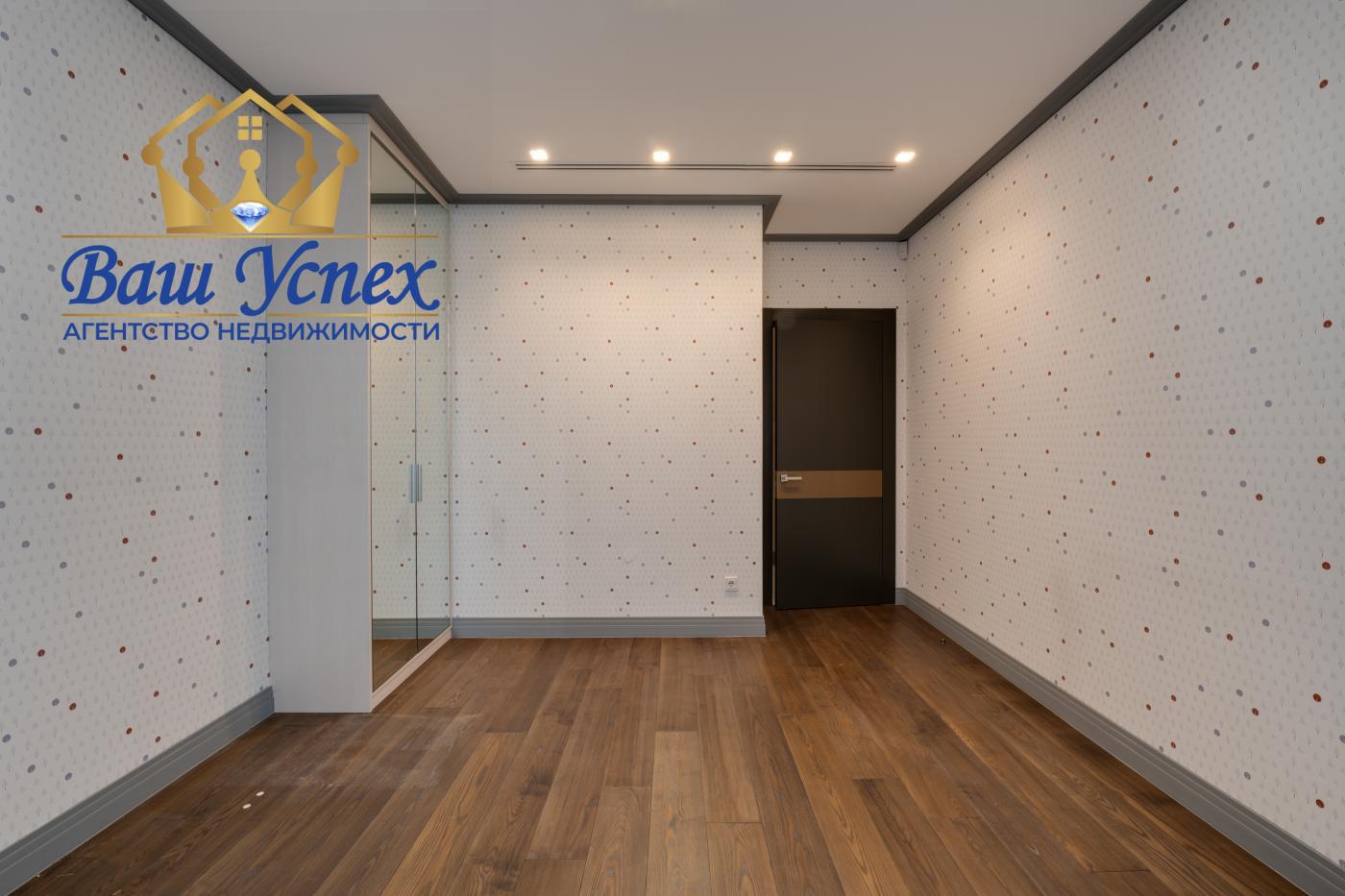 Продажа  4 ком квартире.  ул Саксаганского 37.   ЖК Royal Tower