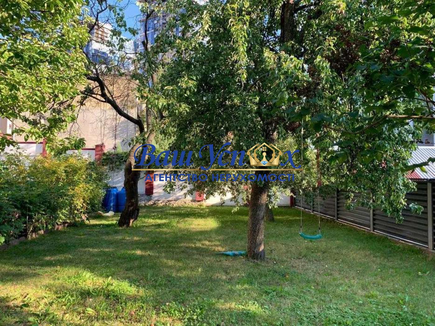 Ореда будинку 450 м.кв. на Печерську.Зверинецька.