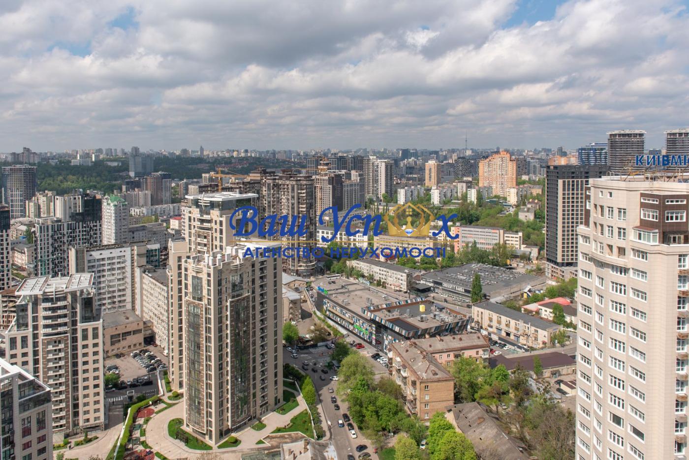 Продаж пентхауса в центре . ЖК Taryan Towers . Башни Будущего