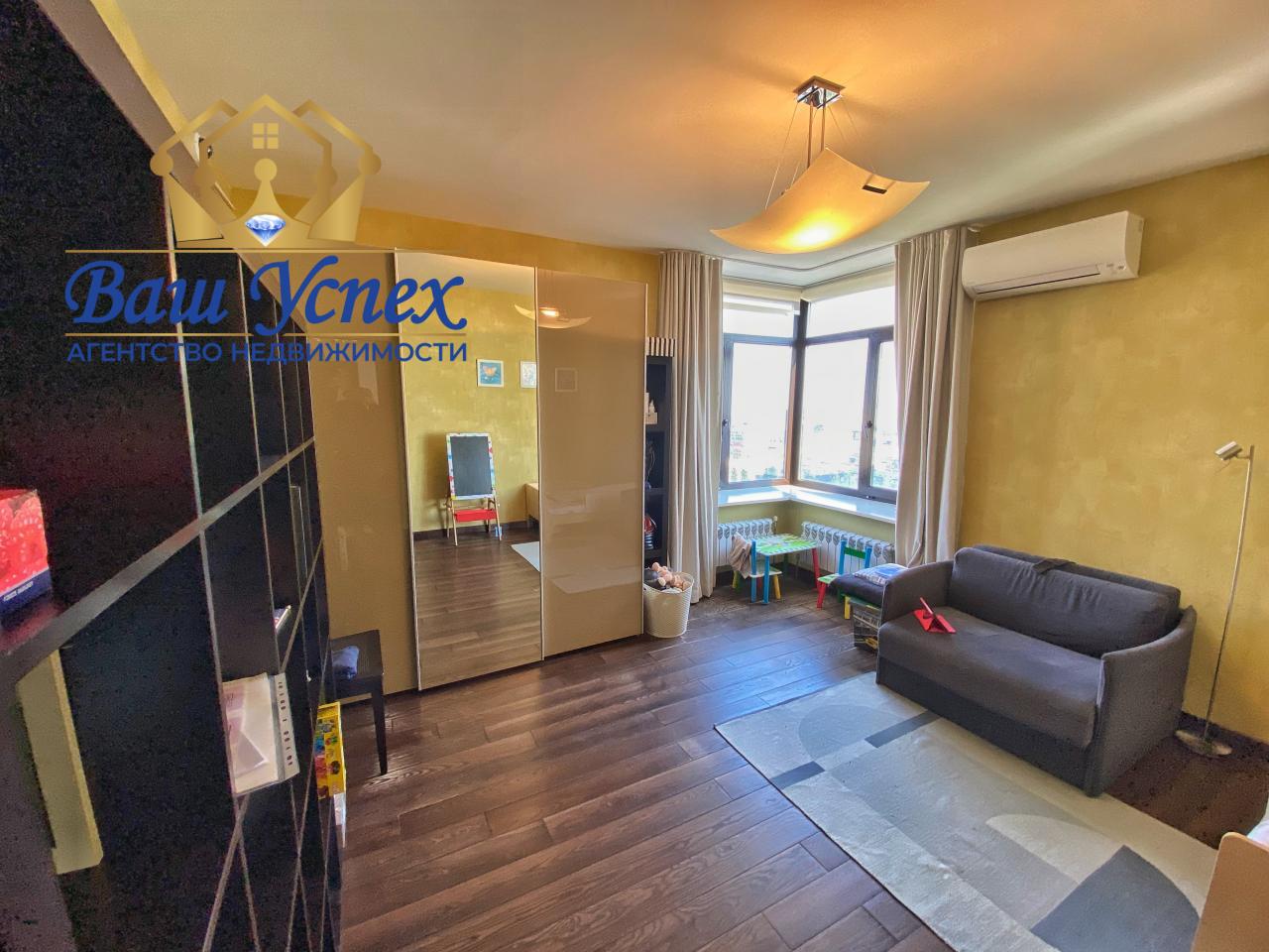 Продажа 4 ком  квартиры.  ул. Панаса Мирного 28 А,