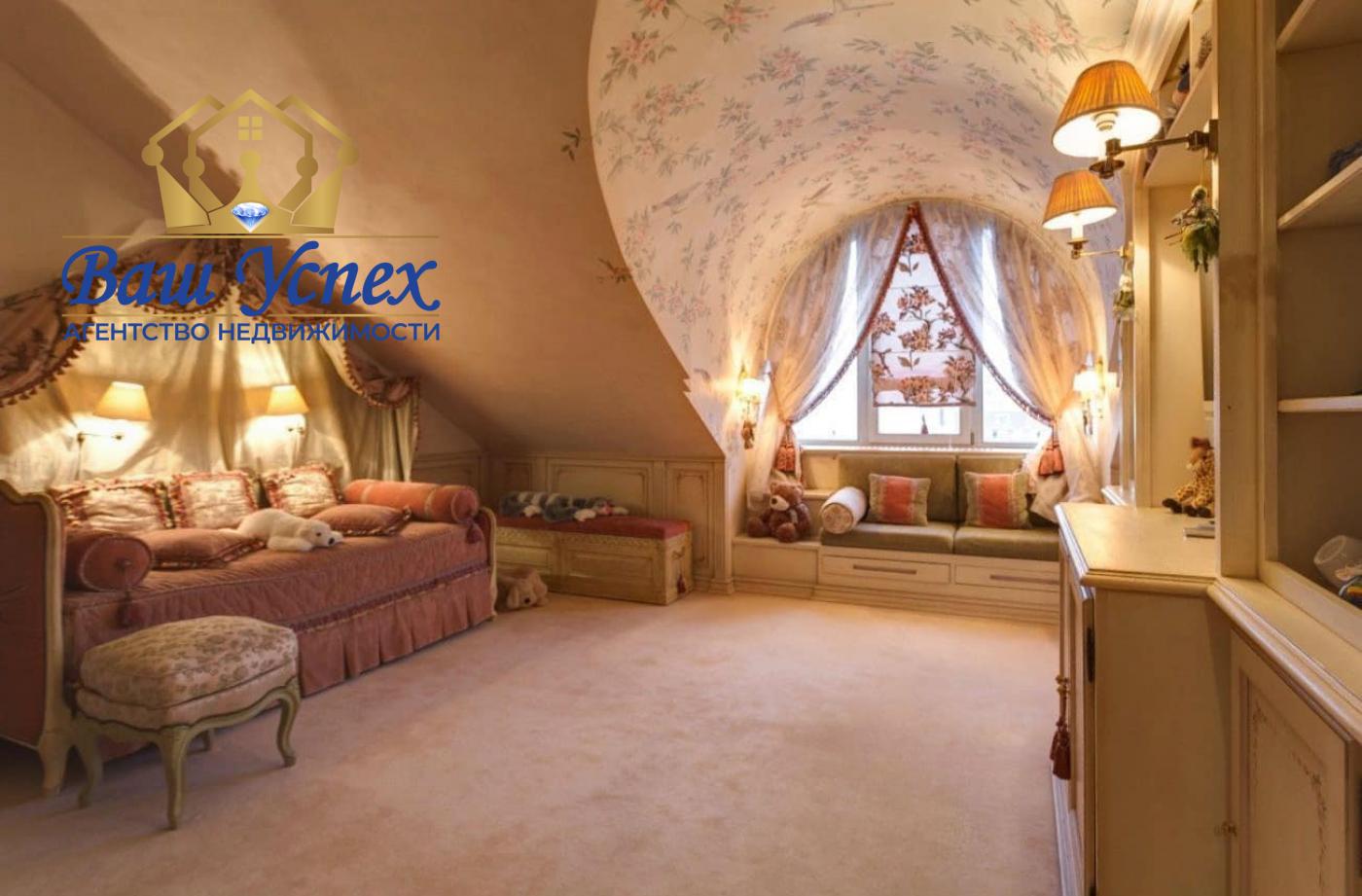 Продажа видовой квартиры в центре Киева. Б.Житомирская 8 а
