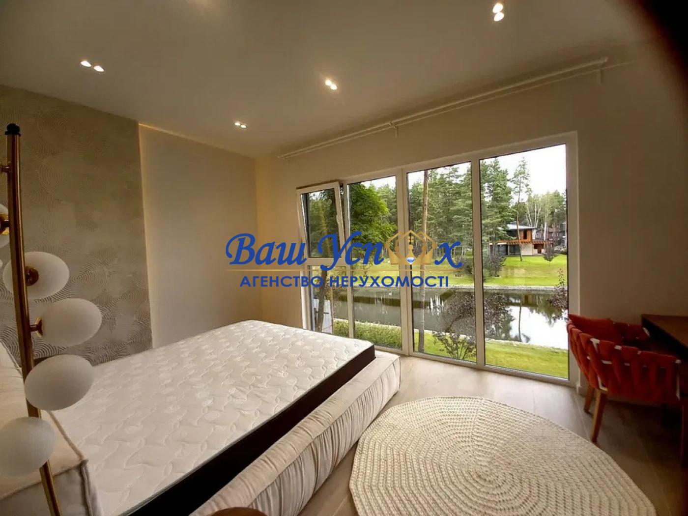 Продажа дома в городке .Возле озера КГ Riviera Village