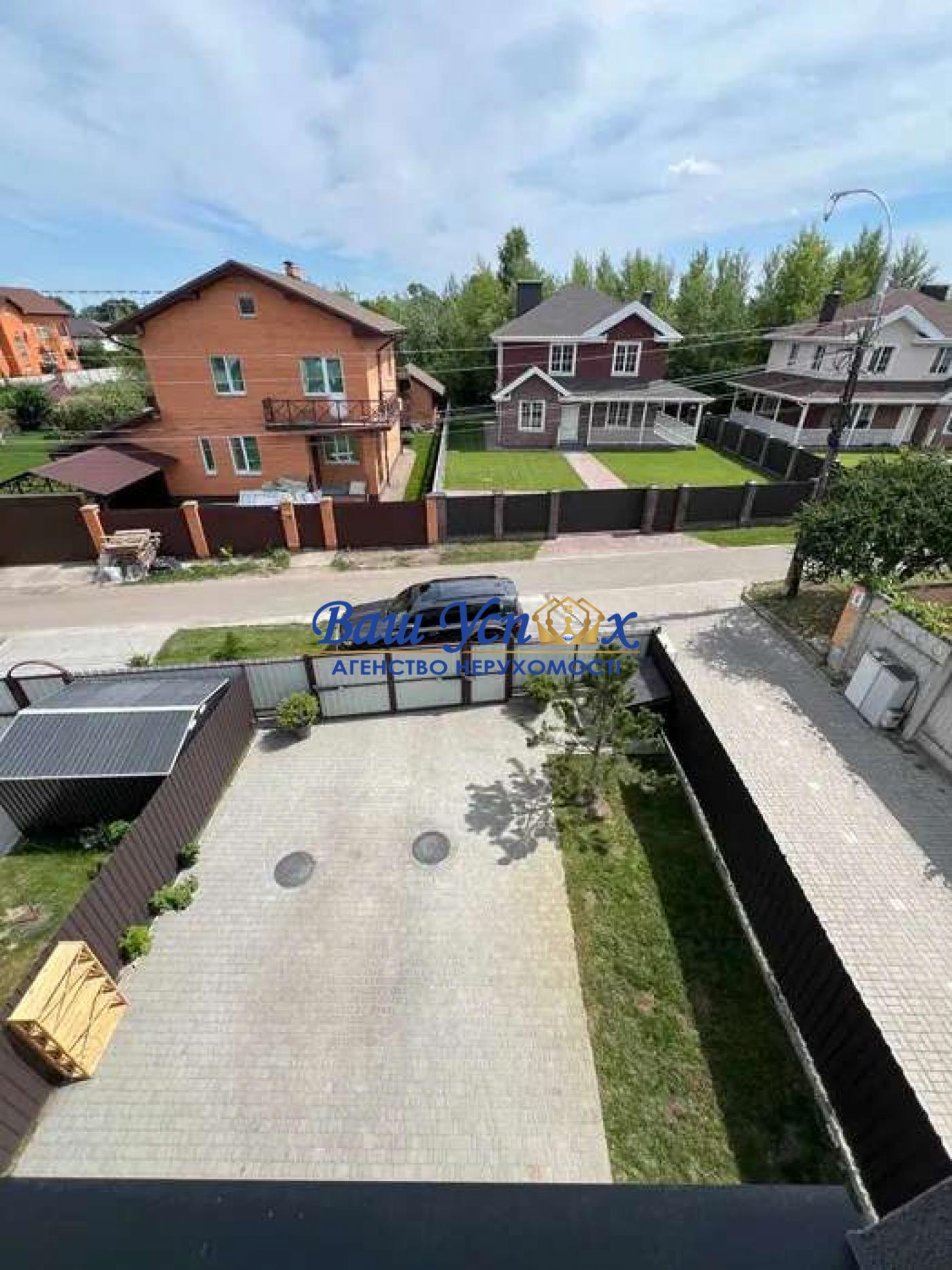 Продаж нового будинку метро Осокорки з басейном та каміном