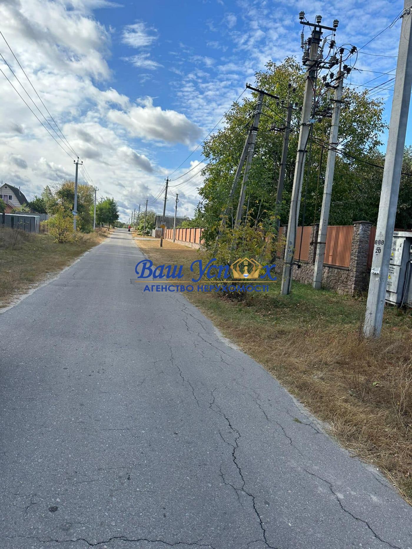 Продажа земли  с лесом село Тарасовка. Обуховский район.