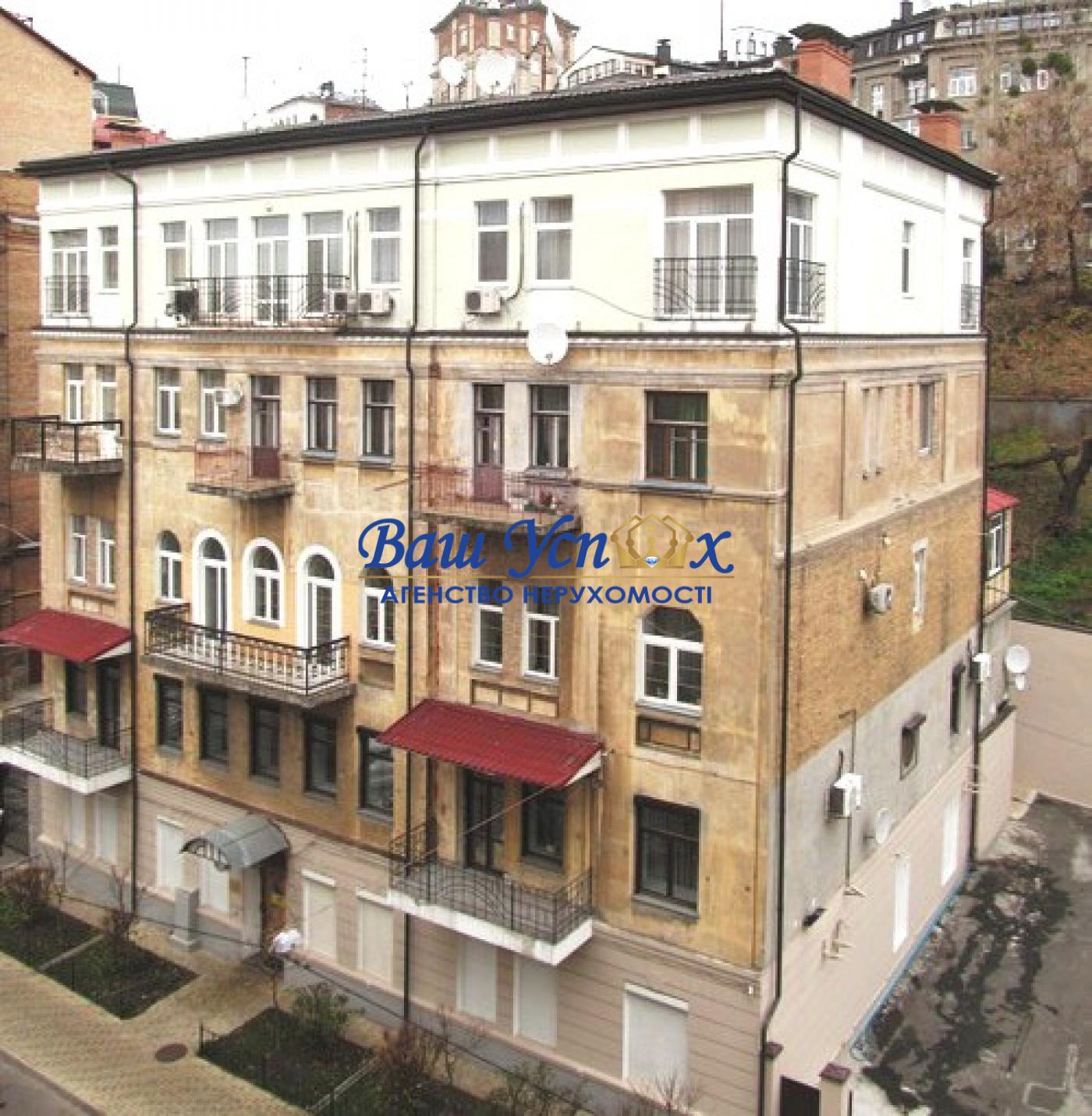 Продаж пентхауса в историческом центре Киева, ул Дарвина 3