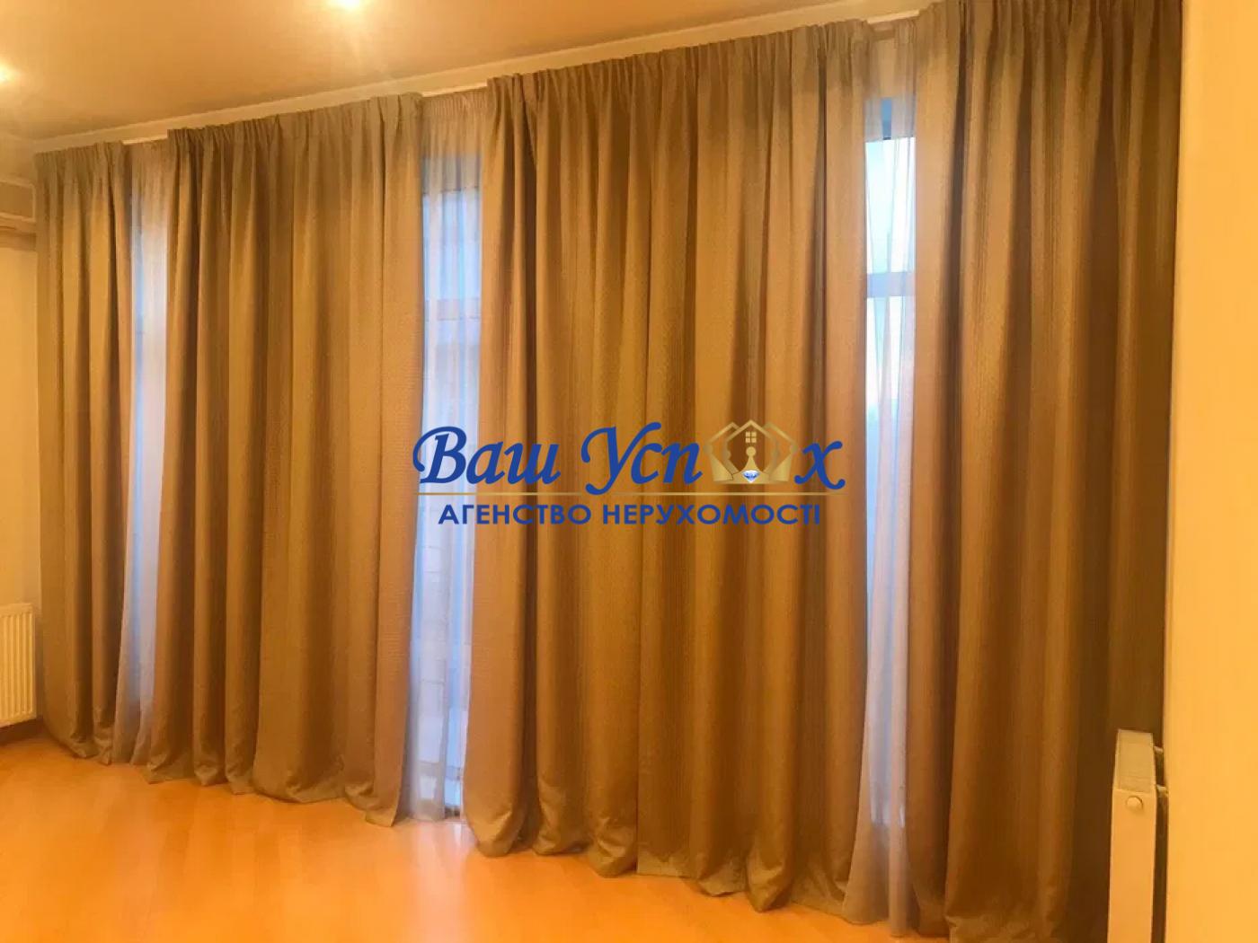 Продажа  4 ком  в центре Киева  по улице Дарвина 3