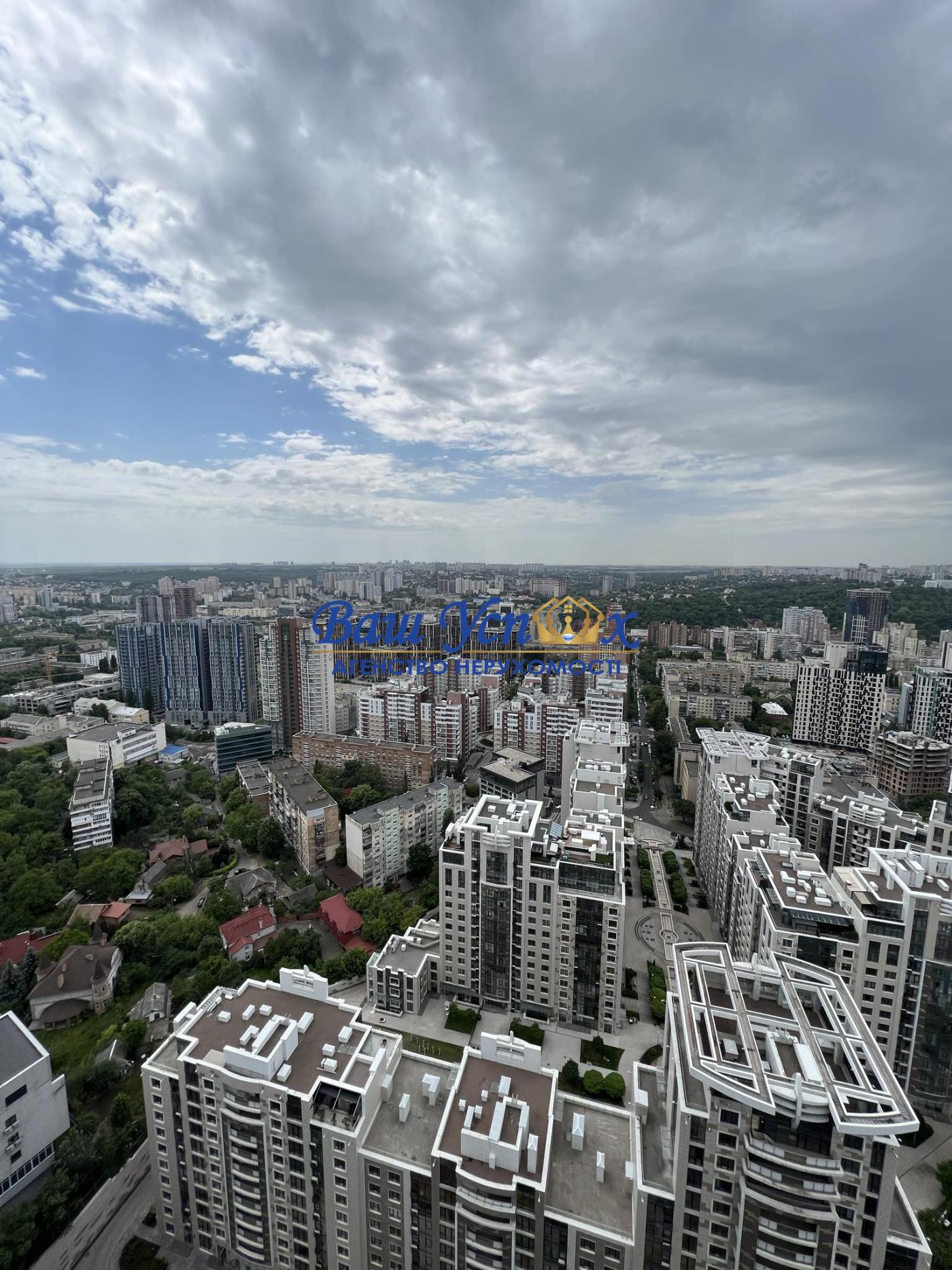Продаж пентхауса в центре . ЖК Taryan Towers . Башни Будущего