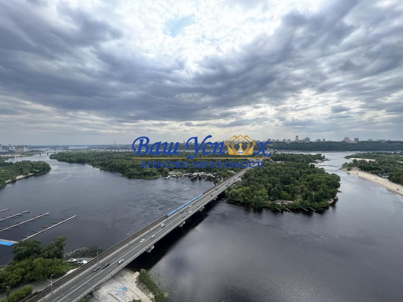 Продаж квартиры. ЖК Сонячна Рівєра. ст. метро . Левобережная