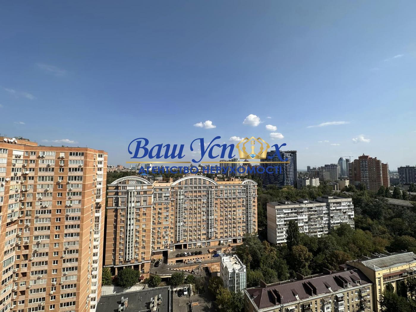 Продаж 4 ком с новым ремонтом  в  ЖК Tetris Hall, центр Киева.