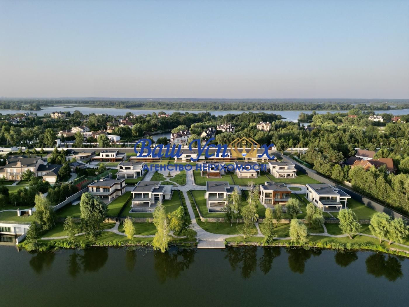 Продажа дома на Дамбе в городке .ул Старокиевская ,село Козин