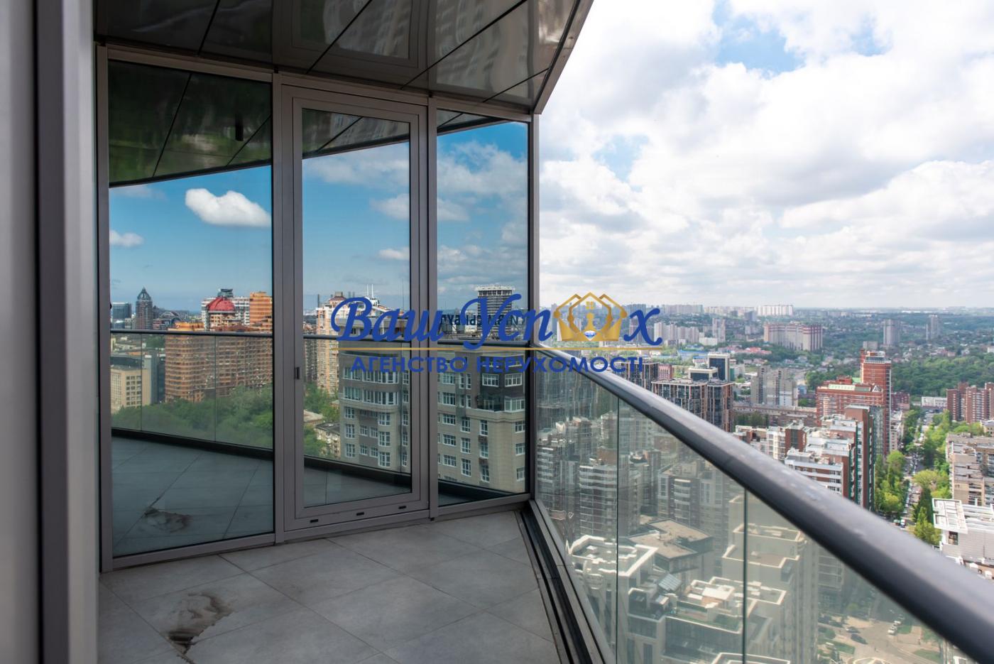 Продаж пентхауса в центре . ЖК Taryan Towers . Башни Будущего