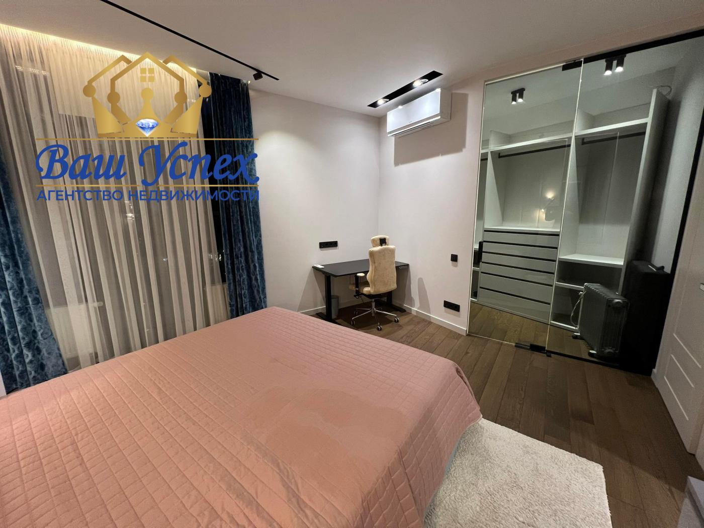 Продажа 4 ком в центре Киева. ЖК Новопечерские Липки.