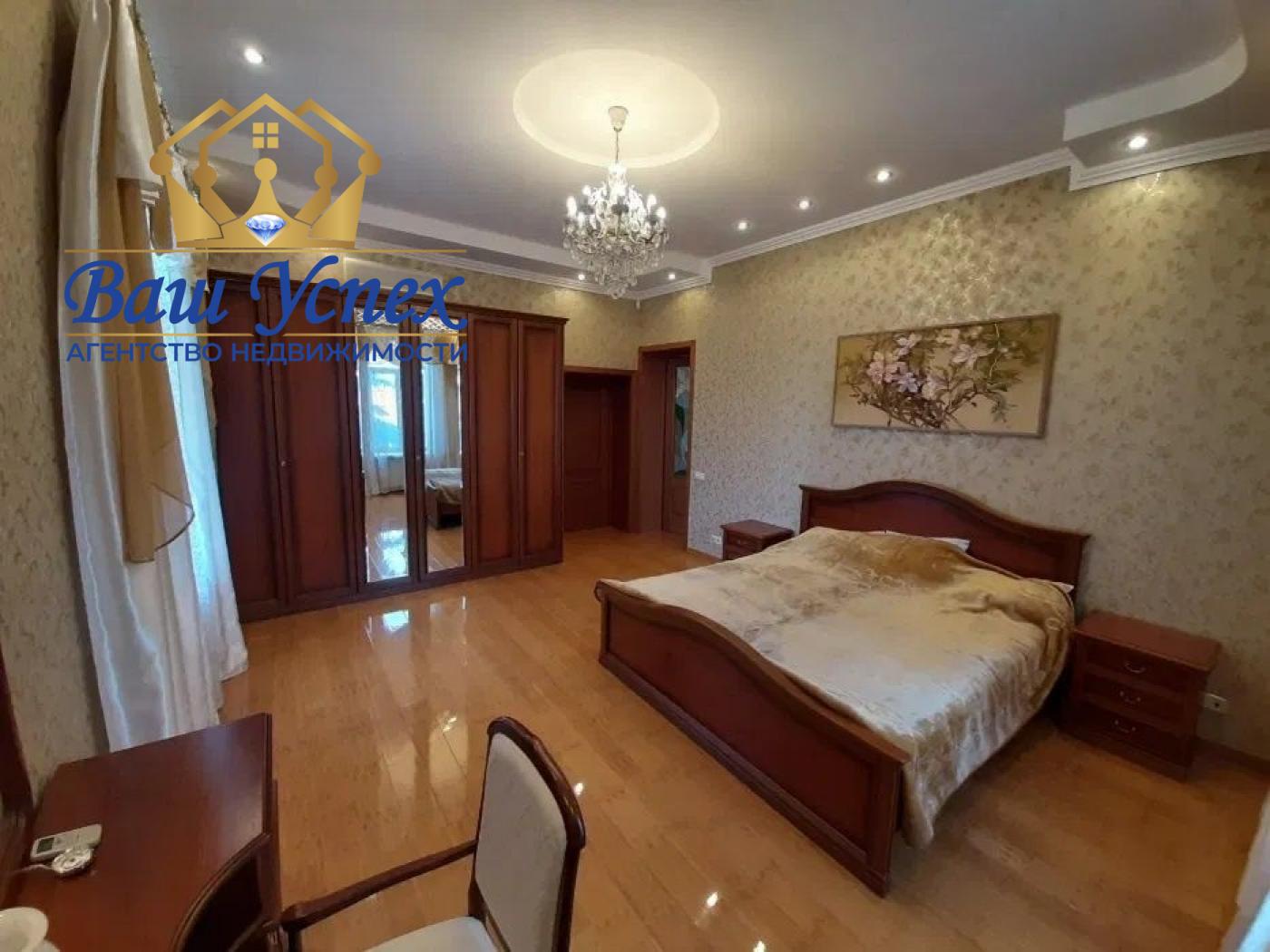 Продажа шикарный особняк 680 м2. Голосеевский р-н .ул. Теремковская