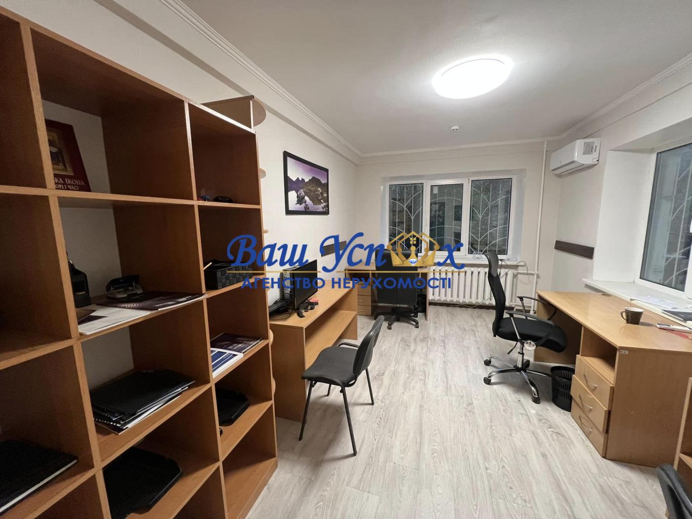 Аренда офиса с мебелью   в центре Киева . Печерский район.