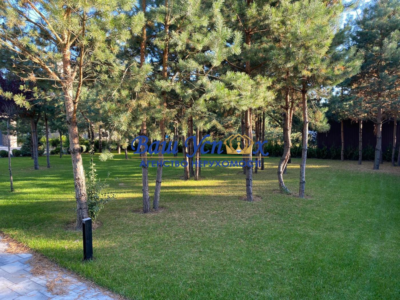 Продажа дома с выходом на воду .КГ Riviera Village