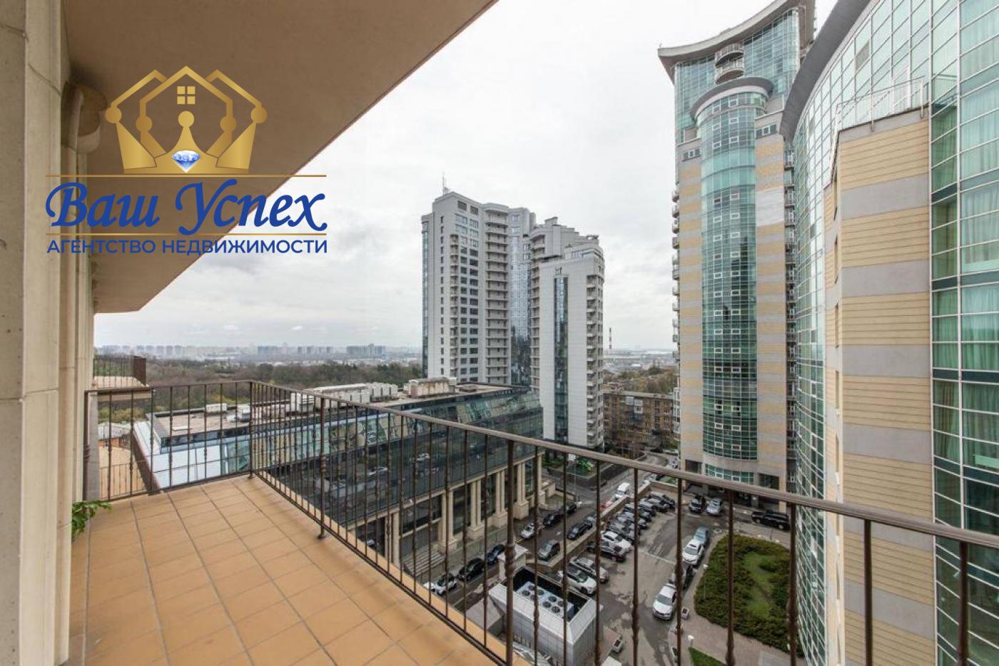 Аренда  3 ком в центре Киева. ЖК  Renaissance Residence