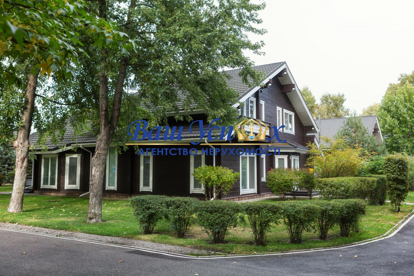 Оренда будинку у коттеджному містечку на Осокорках без%