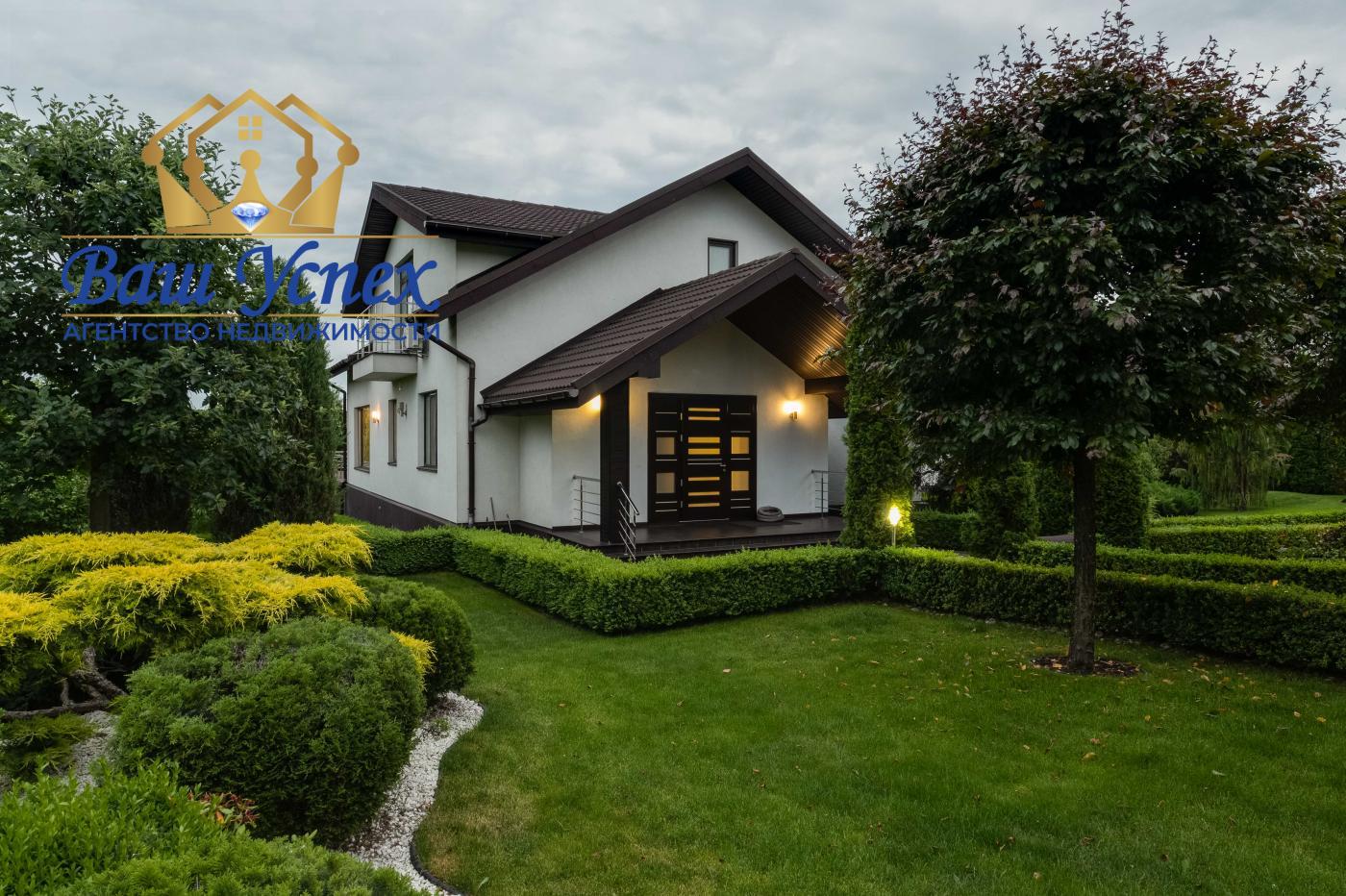 Продаж  котеджу в городке. село Стоянка. Житомирська траса
