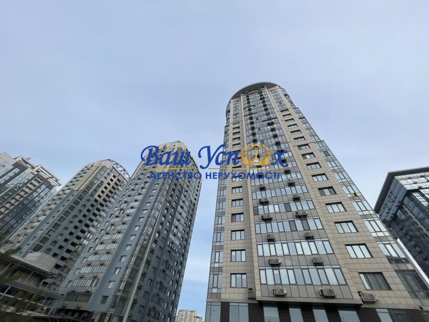 Продажа видовой 3 ком квартиры с ремонтом . ЖК RiverStone