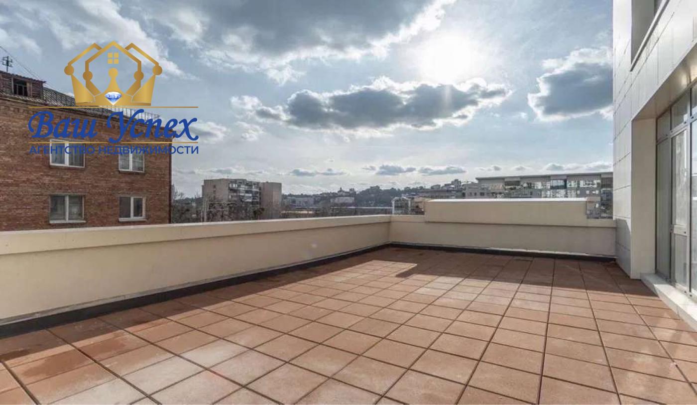 Продается шикарный офис в центре Киева в ЖК Кадор.