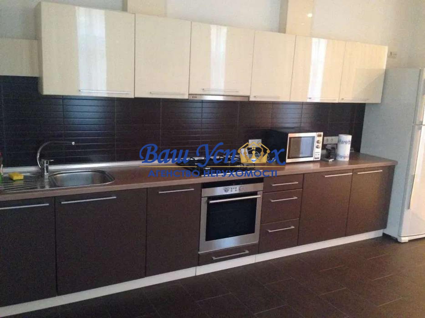 Продаж пентхауса в историческом центре Киева, ул Дарвина 3