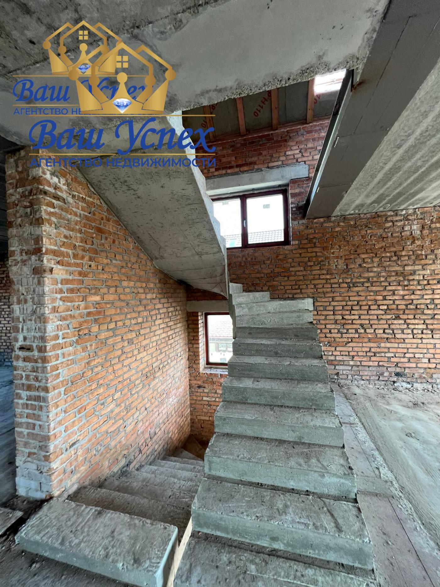 Продаж нового дюплексу Голосіївський район. Чапаївка. Городок.