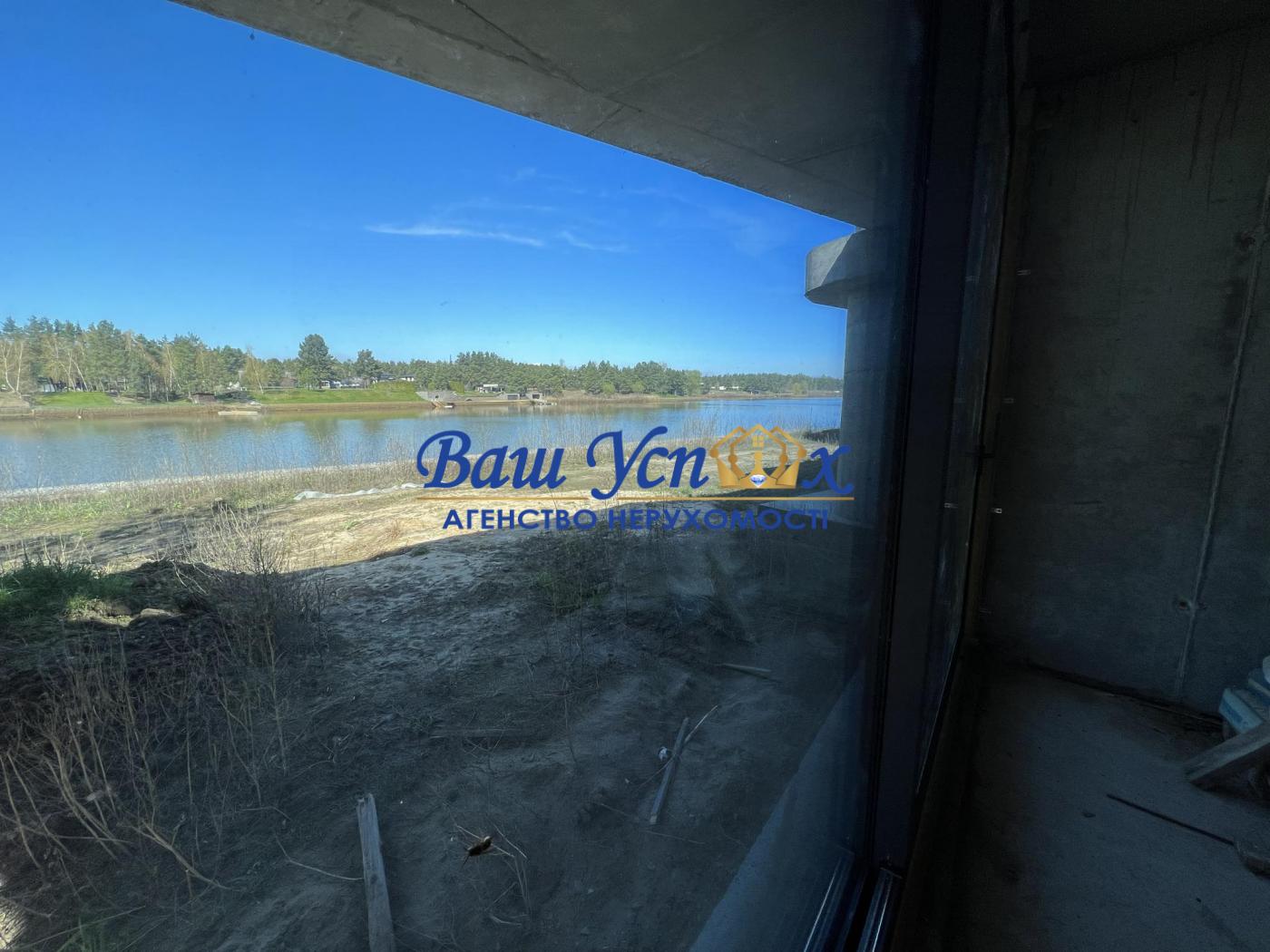 Продажа современного дома с выходом на реку. КГ Riviera Village.