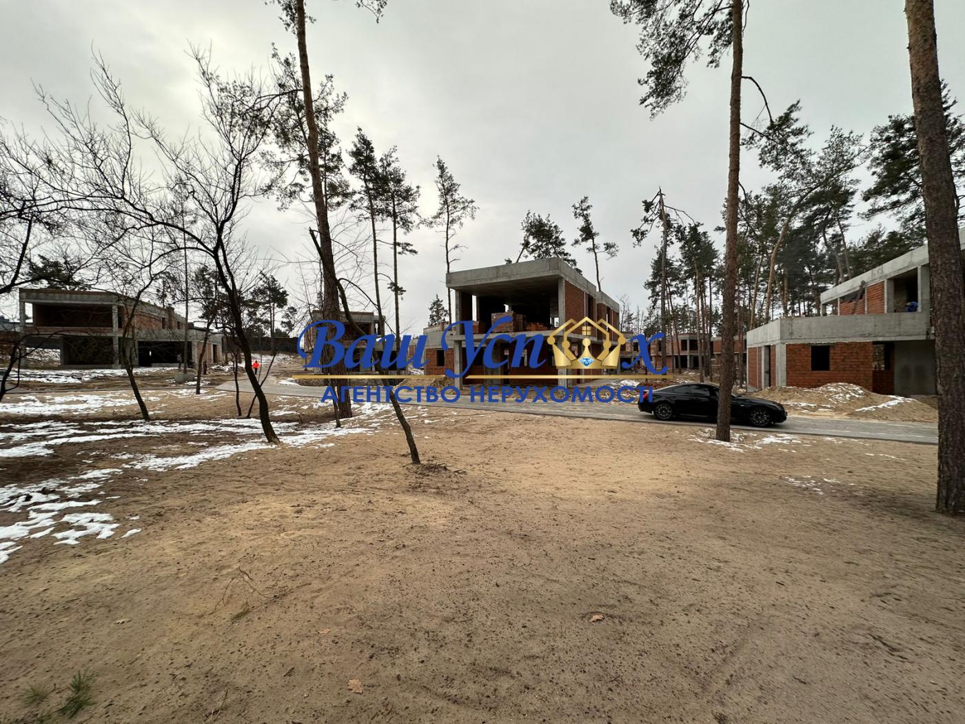 Продаж  будинка у лici cело Козин. Коттеджний городок.