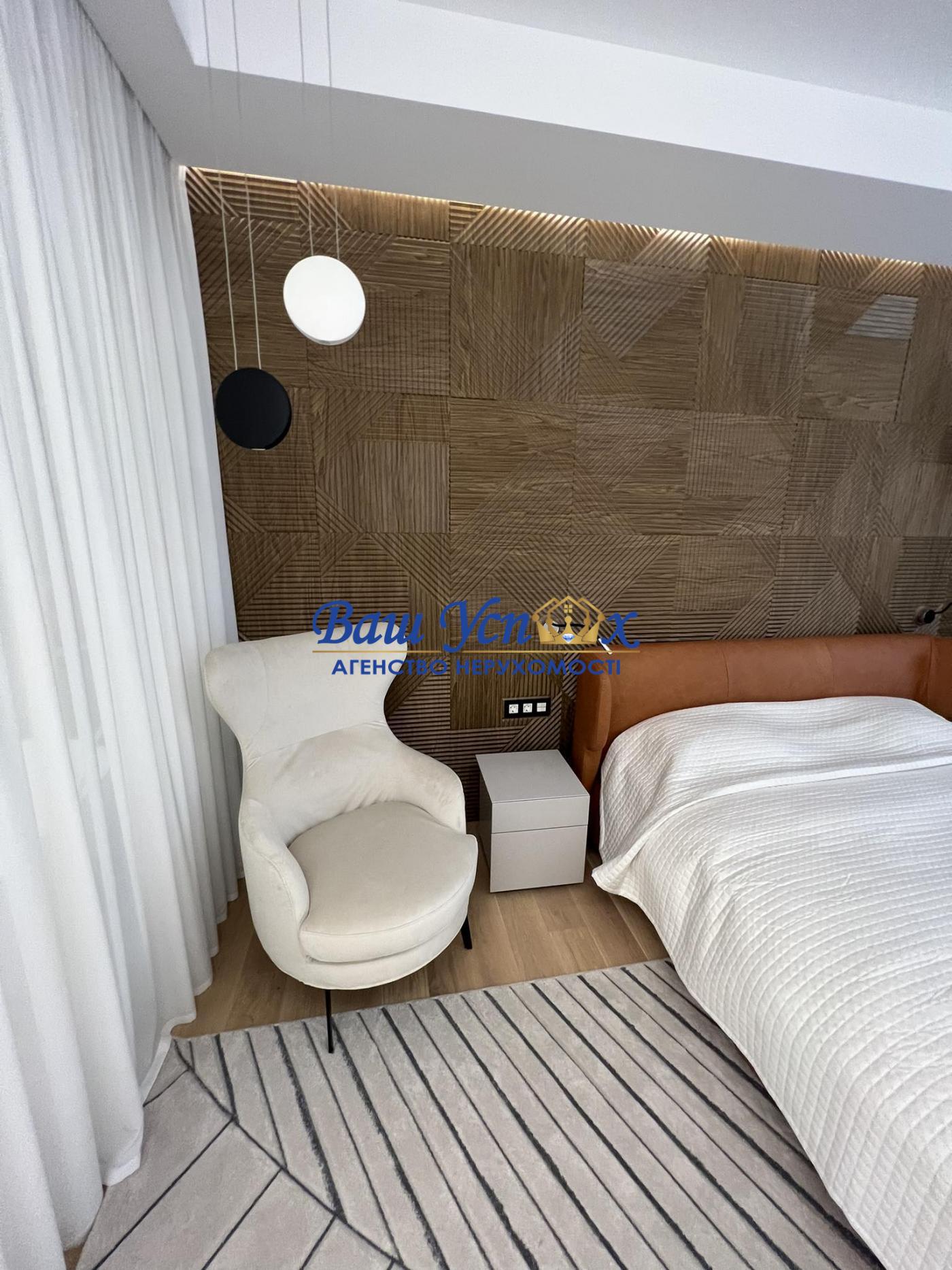Продажа 4 ком ул Драгомирова 17 . ЖК Новопечерские Липки .