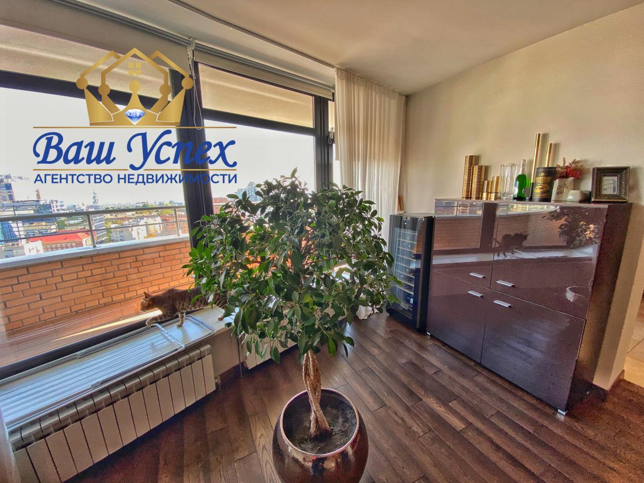 Продажа 4 ком  квартиры.  ул. Панаса Мирного 28 А,