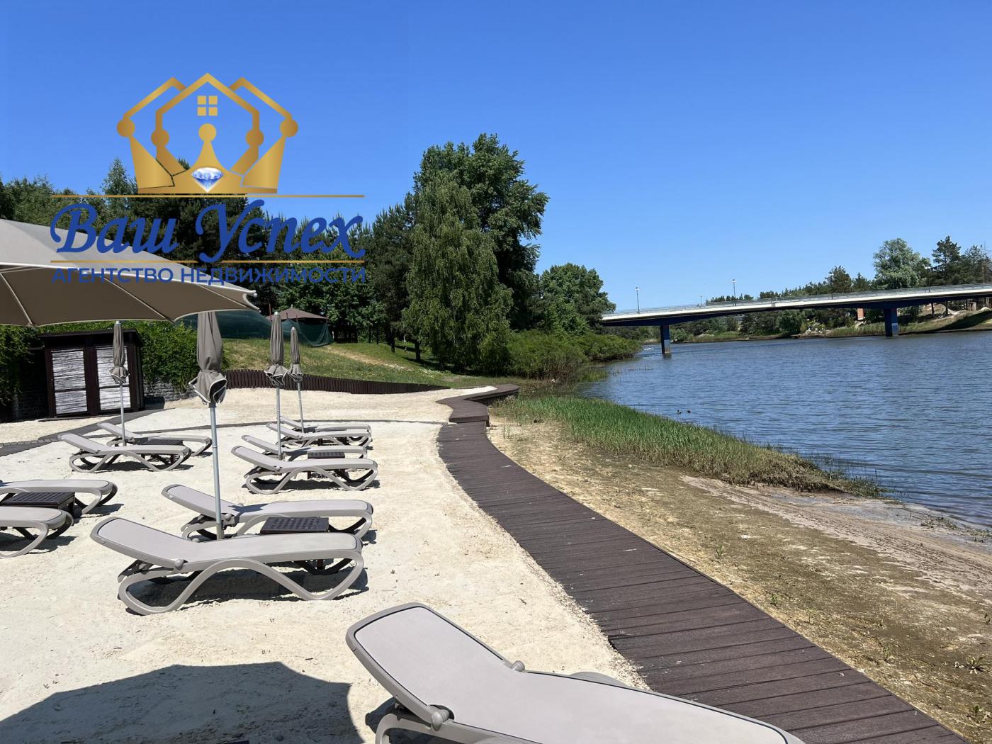 Продаж сучасного будинку в містечку в лісі. КГ RIVIERA VILLAGE