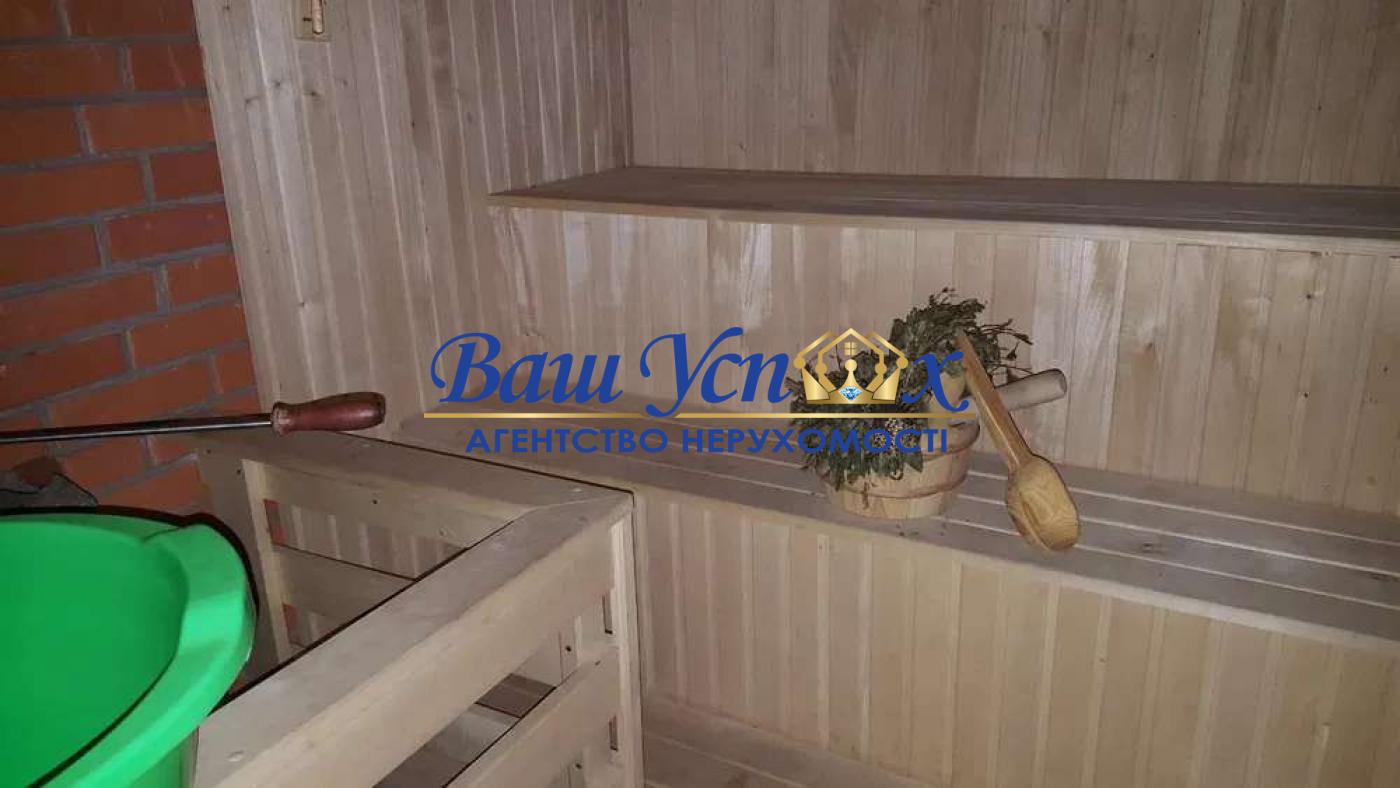 Продаж будинка ,офиса  з ремонтом ул Зверинецкая .Печерск .