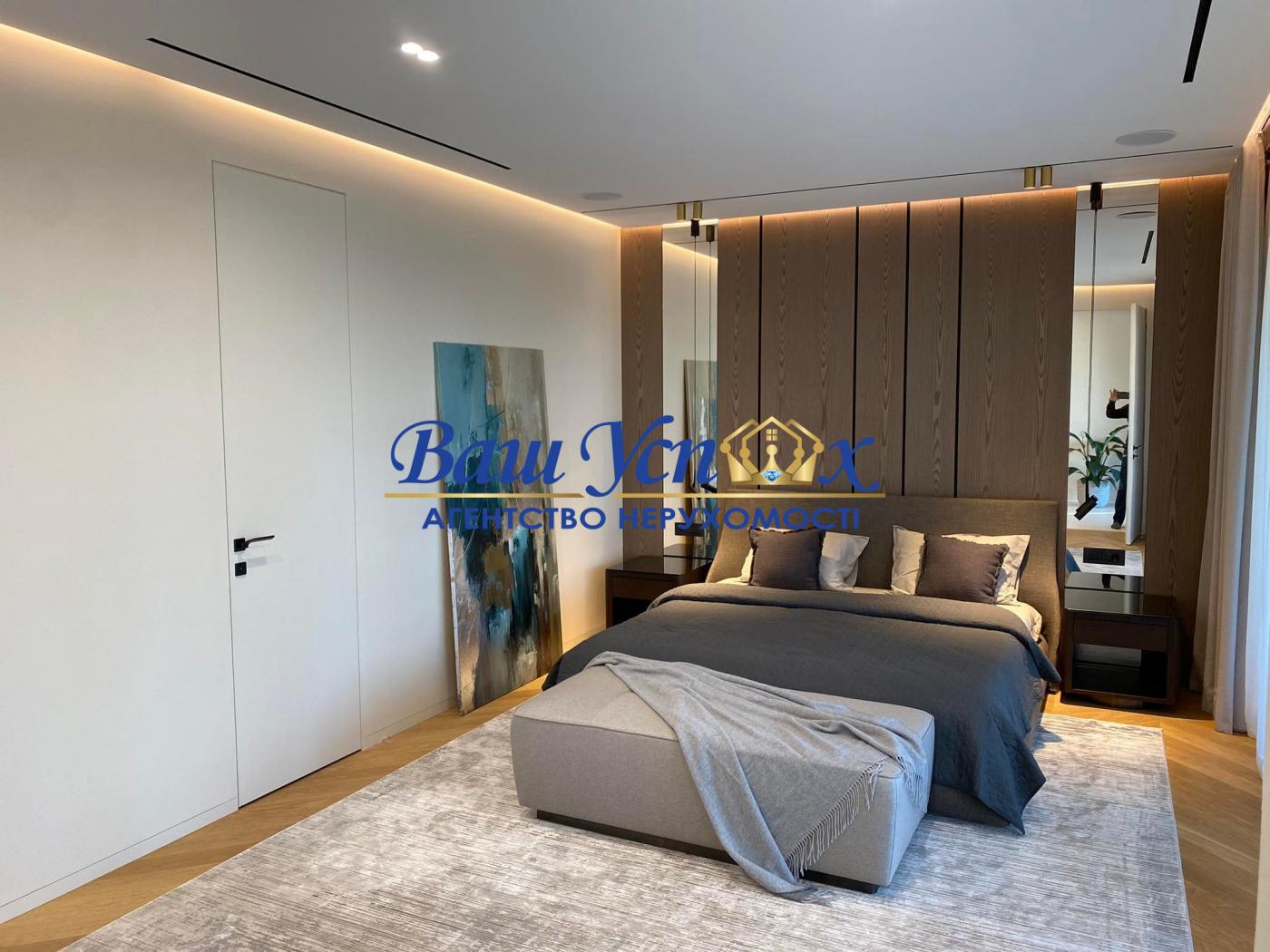 Оренда будинка з виходом на рiчку.село Лебедевка. КГ Riviera Village