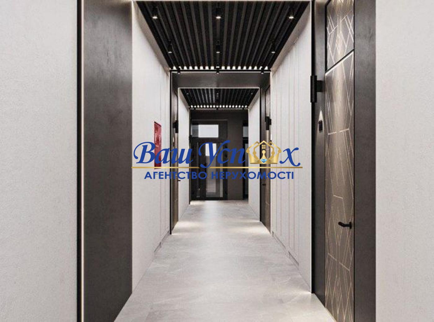 Продаж таунхауса с современным ремонтом.  БЦ Ocean Plaza