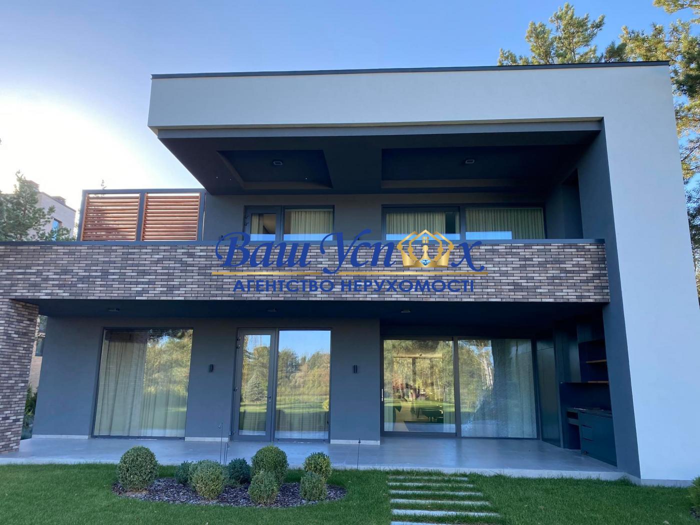Оренда будинка з виходом на рiчку.село Лебедевка. КГ Riviera Village