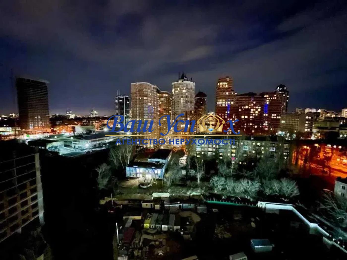 Продаж 3 ком. ЖК Greenville Новопечерский тупик 7 в с террасой