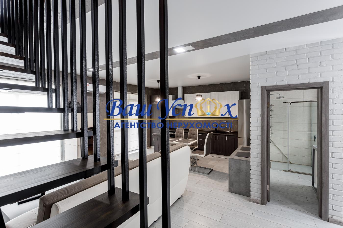 Продаж дюплекса с ремонтом, село Крюковщина  5  км Киев.