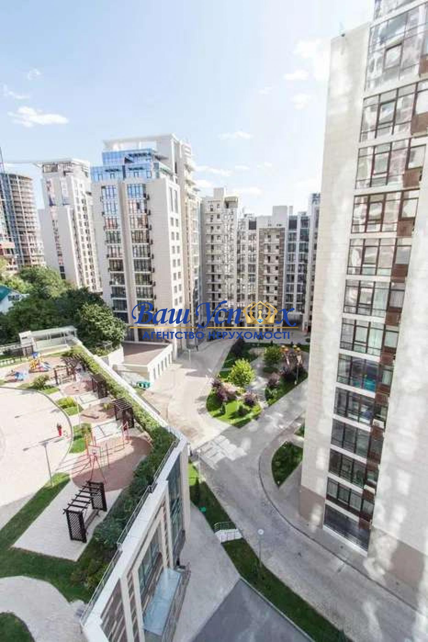 Продажа 3 ком квартиры, Бульвар Фонтанов, Иоана Павла, Печерск