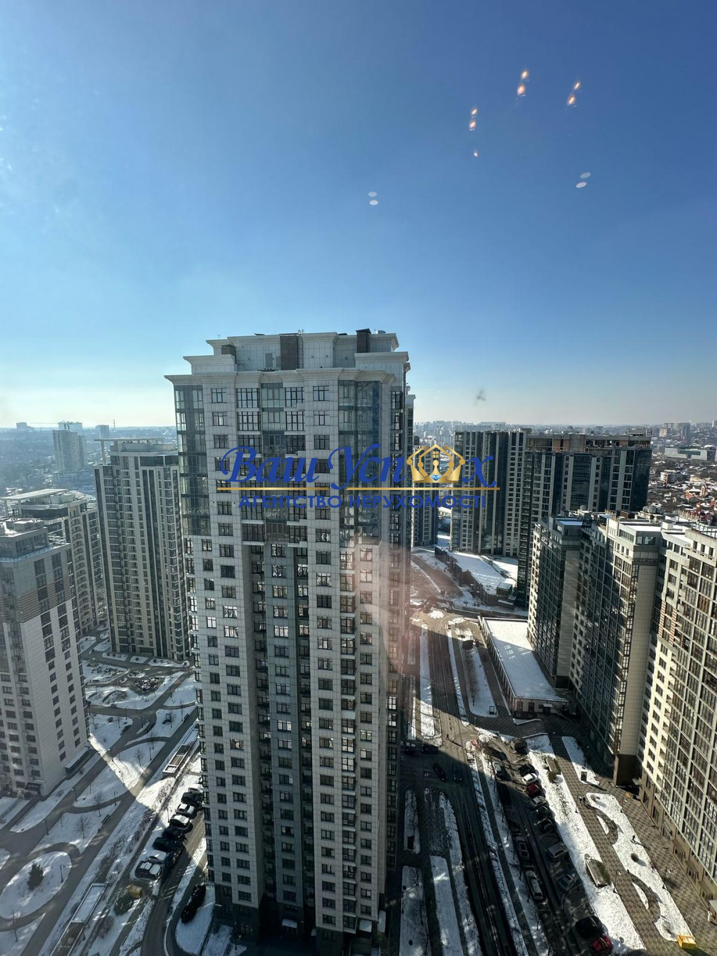 Продажа  4 ком с ремонтом ЖК Новопечерские Липки.