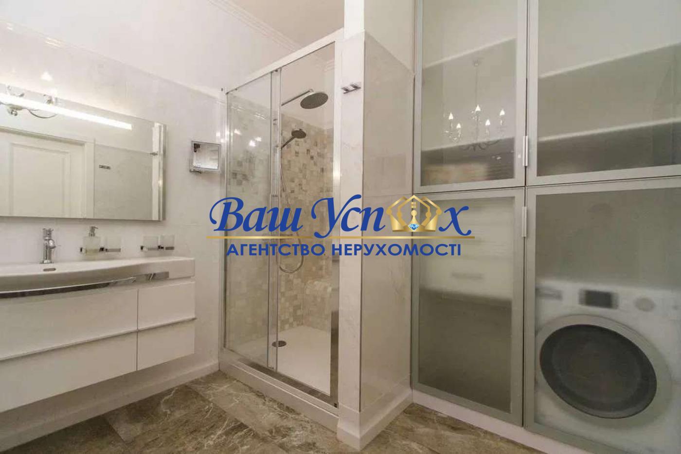 Продажа 3 ком квартиры, Бульвар Фонтанов, Иоана Павла, Печерск