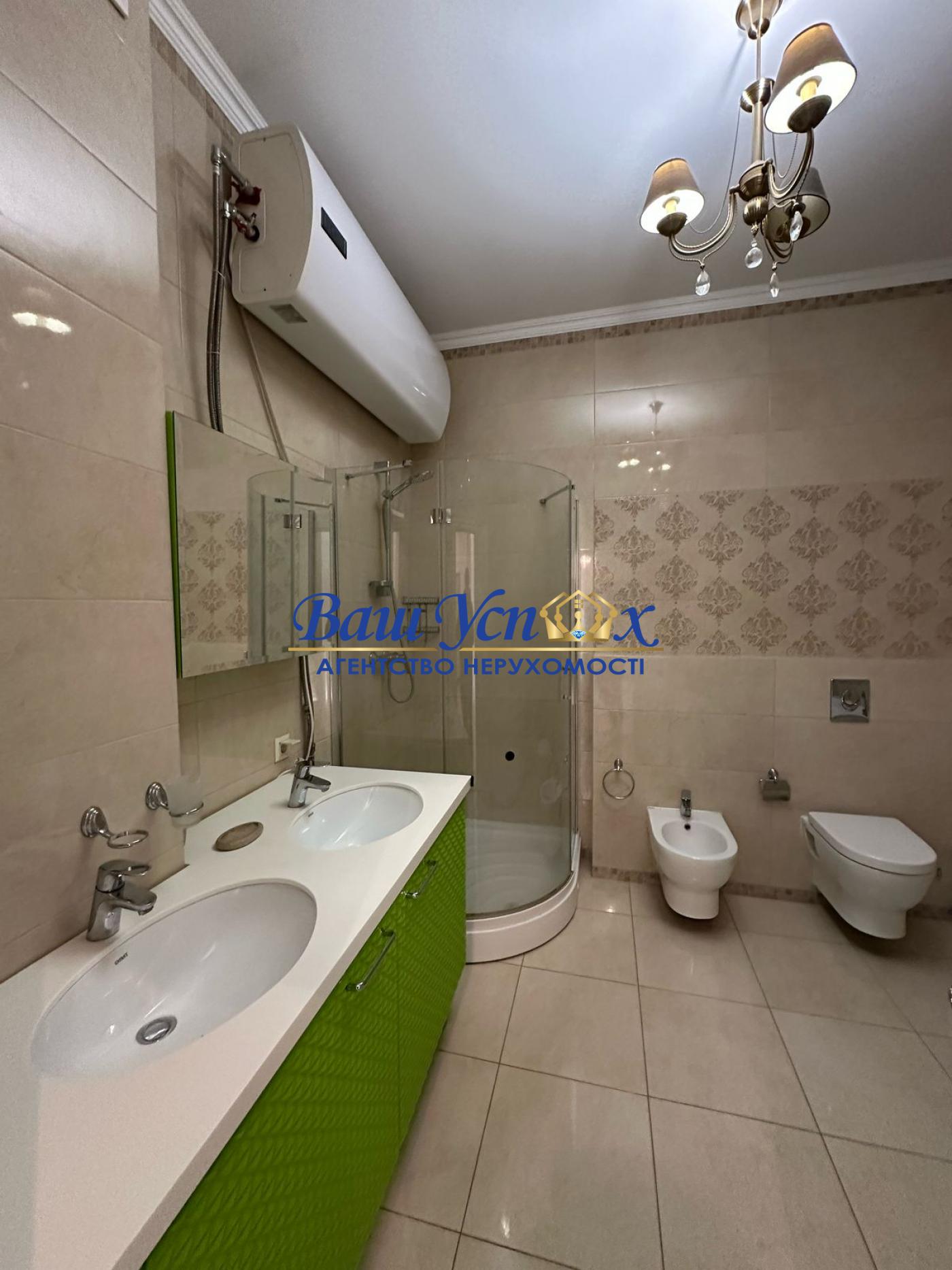 Продажа 4 ком квартиры с ремонтом . ЖК Златоустовский 52
