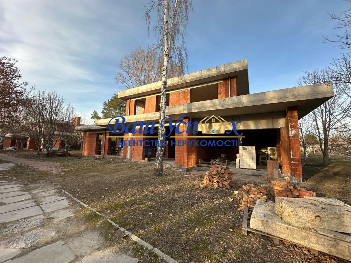 Продаж будинка з виходом на реку в городке. Конча-Заспа.  Дамба