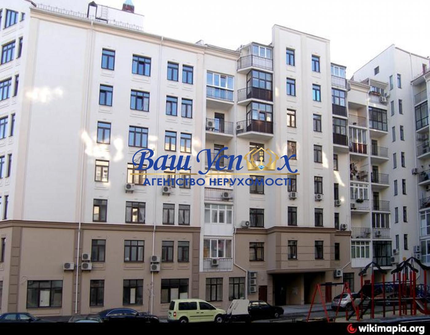 Продажа  4 комнатная  с ремонтом . Подол, ул Щекавицкая 30-39
