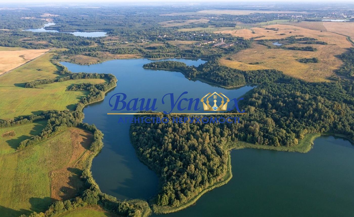 Продаж  Землi під інд. будівництво у miстечку . село Круглик.